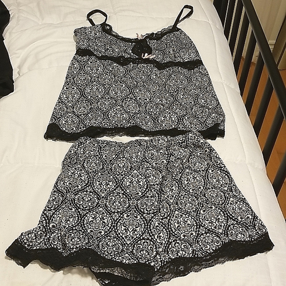 Sleep wear
